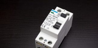 Kiedy może dojść do zwarcia?