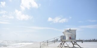 Kto ma większe uprawnienia ratownik czy pielęgniarka?